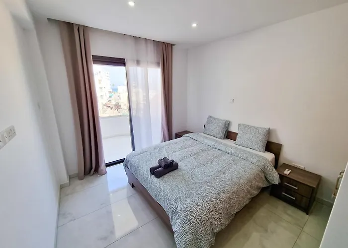 Sea Bay * Ларнака