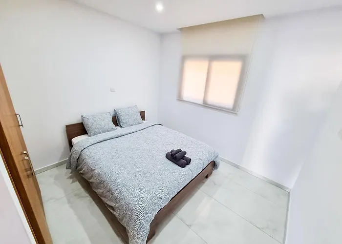 Апартаменти Sea Bay *