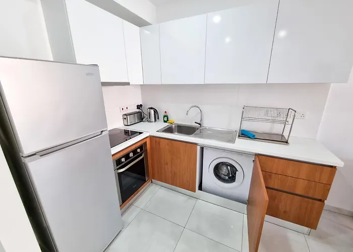 Sea Bay * Ларнака